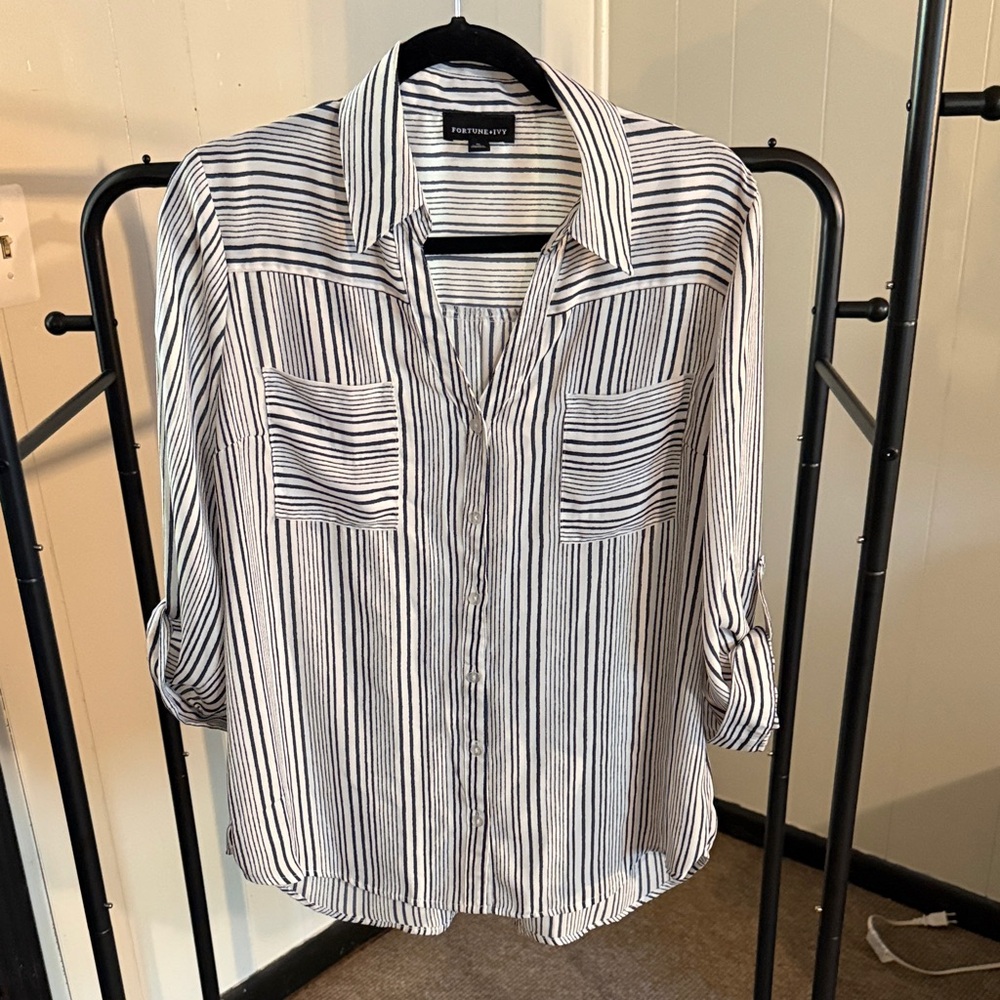 Fortune and Ivy Navy and White Vertical Stripe Shirt size XL